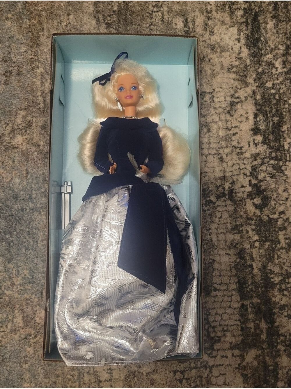 Vintage 1995 Winter Velvet Barbie - Avon Exclusive NIB